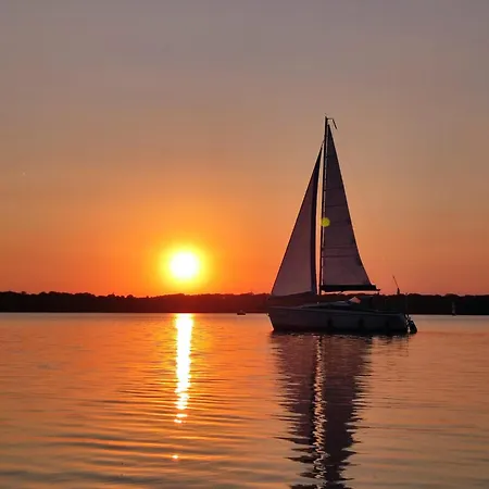 Apartment Seezauber- Gemütliche Ferienwohnung, Privatparkplatz, Cospudener *