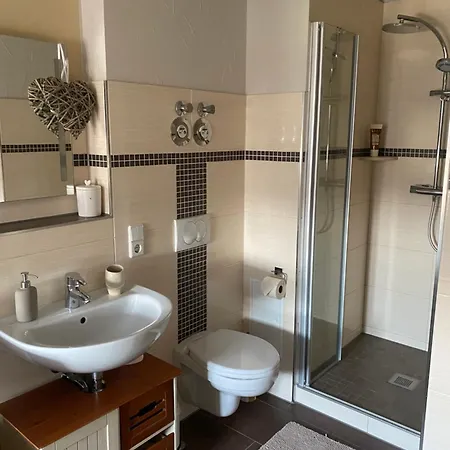 Seezauber- Gemuetliche Ferienwohnung, Privatparkplatz, Cospudener * مارك كليبرغ