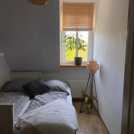 Seezauber- Gemuetliche Ferienwohnung, Privatparkplatz, Cospudener