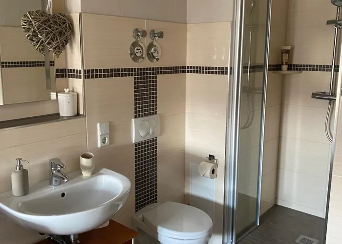Seezauber- Gemuetliche Ferienwohnung, Privatparkplatz, Cospudener * Markkleeberg